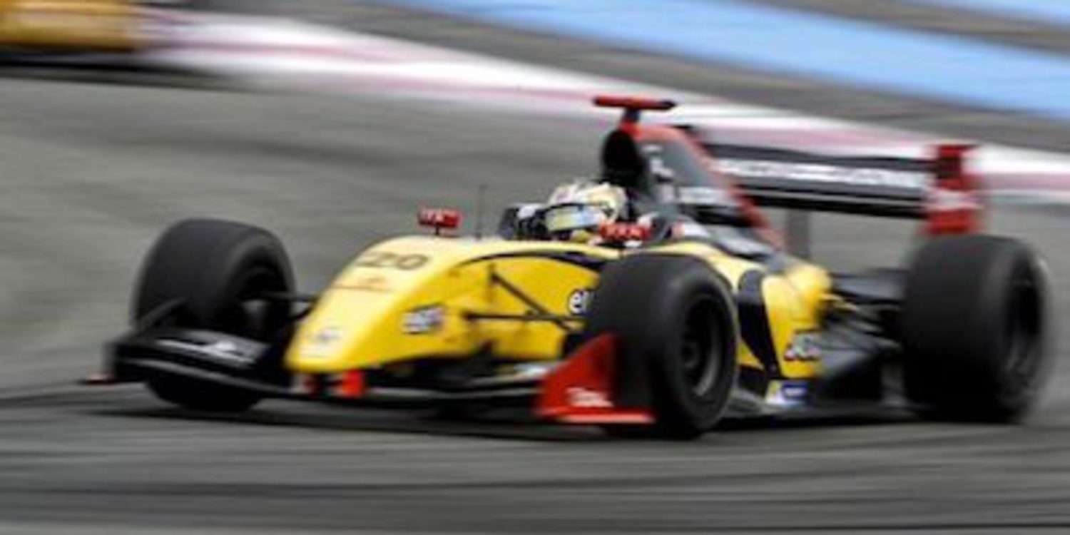 Magnussen roza el título tras dominar en Paul Ricard