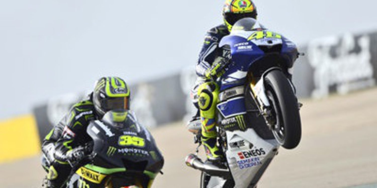 Rossi se anota el warm up de MotoGP en Alcañiz