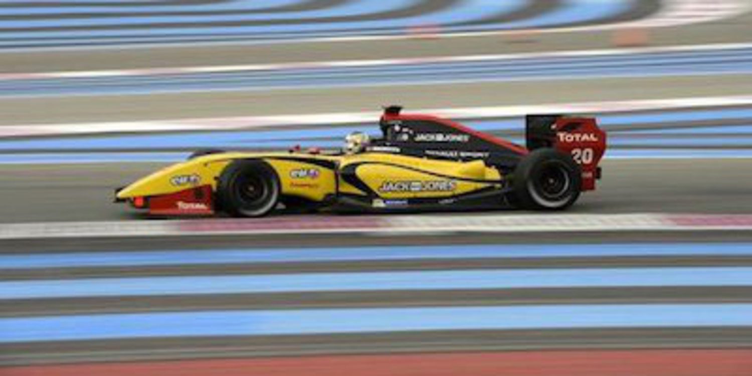 Magnussen domina en Paul Ricard y acaricia el título