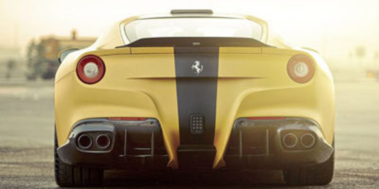 El peculiar DMC Ferrari F12 SPIA Middle East Edition