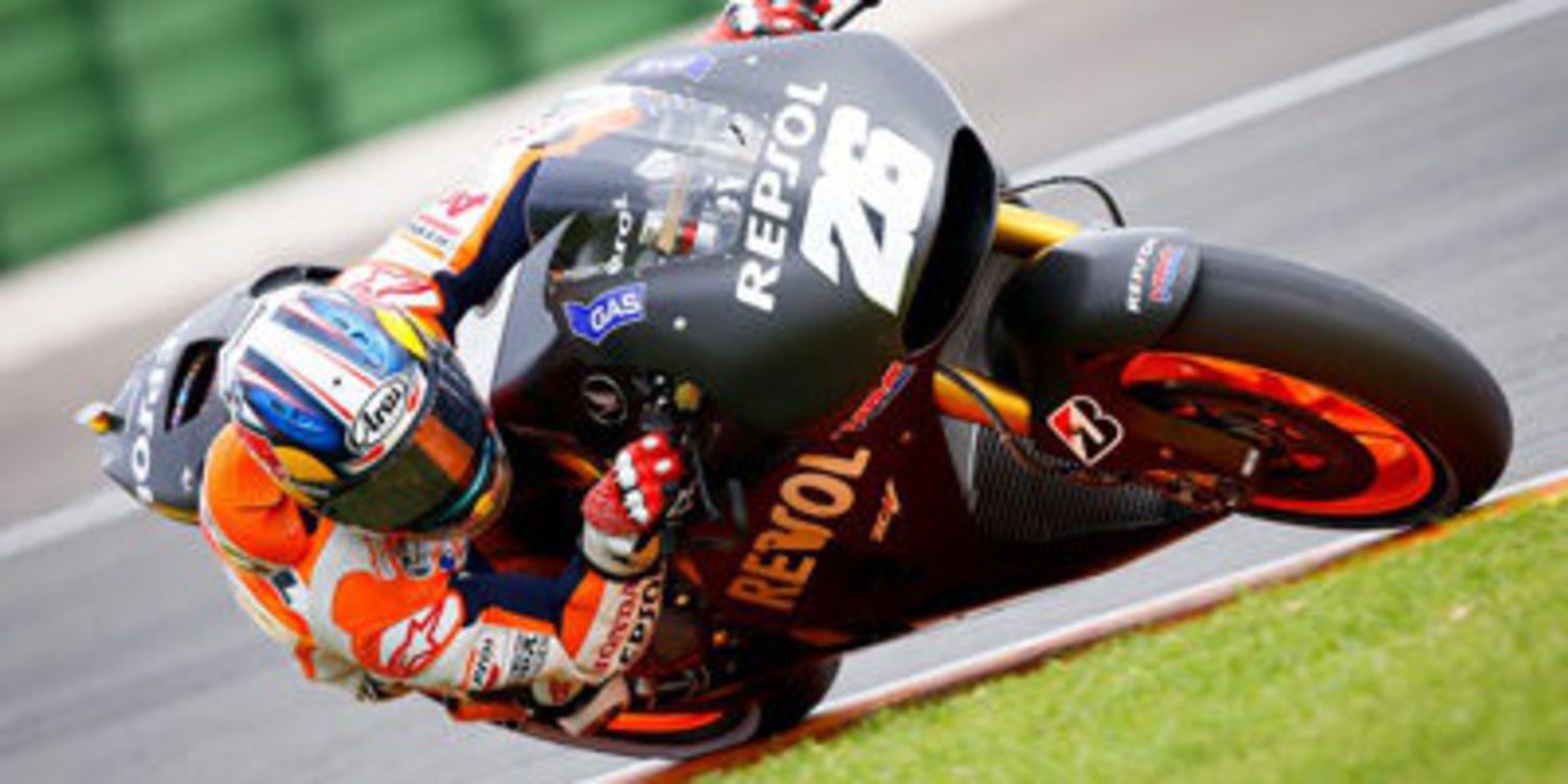 Dani Pedrosa pasa por el quirófano en Barcelona