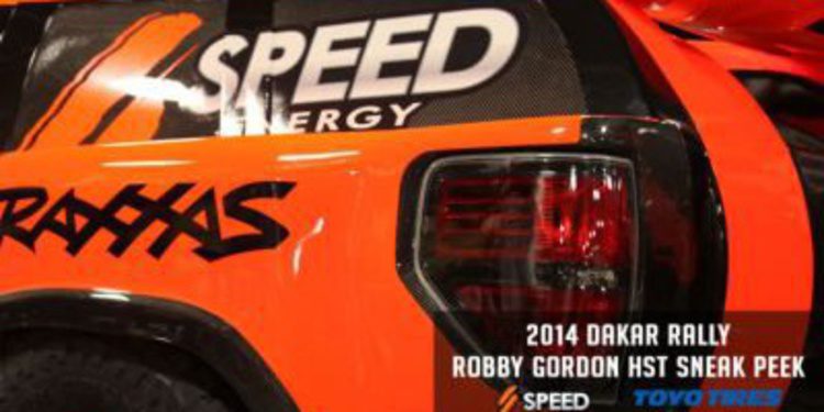 Este es el coche de Robby Gordon para el Dakar 2014