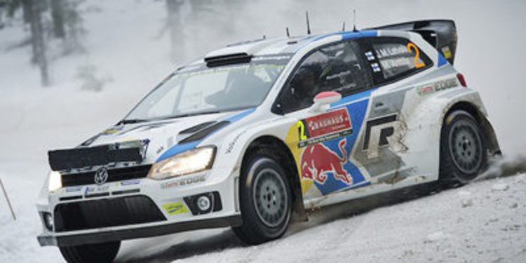 Ogier deja via libre en Suecia a la lucha entre Mikkelsen y Latvala