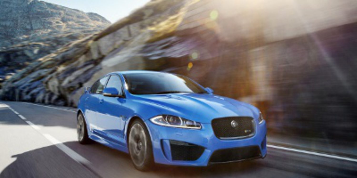 Jaguar Sportbrake XFR-S en camino