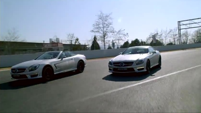 Michael Schumacher y Nico Rosberg prueban el nuevo Mercedes SL63 AMG